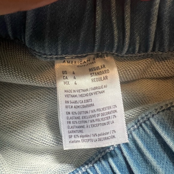AMERICAN EAGLE - jean joggers, size 4, in perfect condition - Picture 9 of 9
